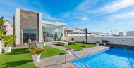 Sale · Villa · Villamartin