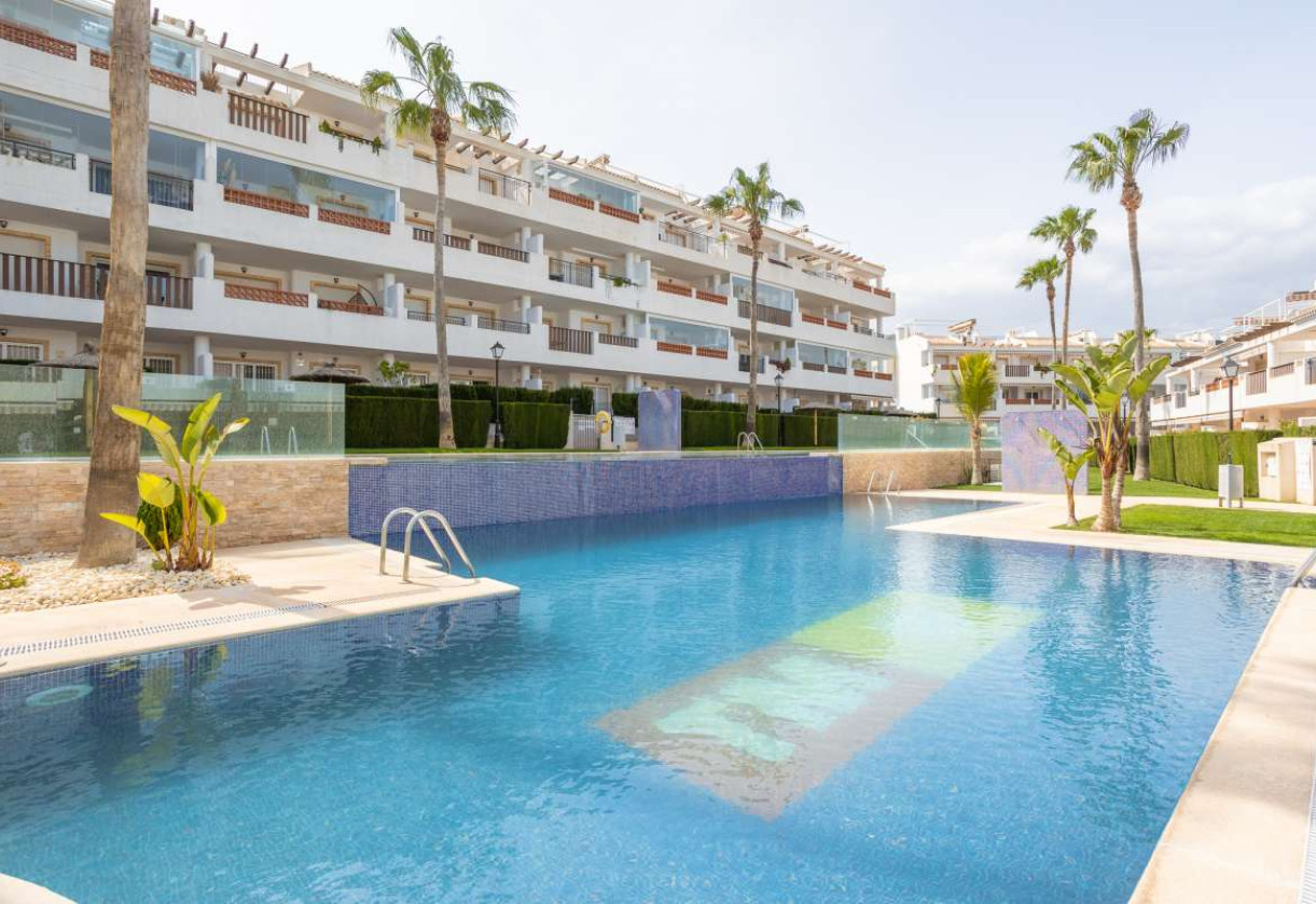 Reventa · Apartment · Villamartin