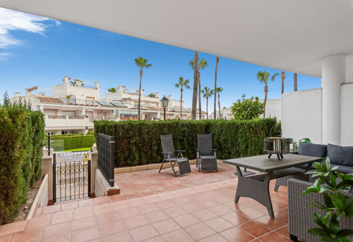 Reventa · Apartment · Villamartin