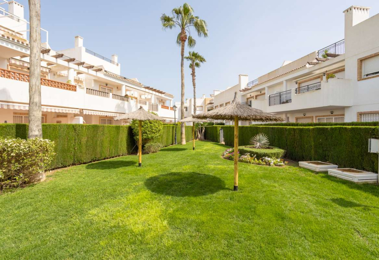 Reventa · Apartment · Villamartin