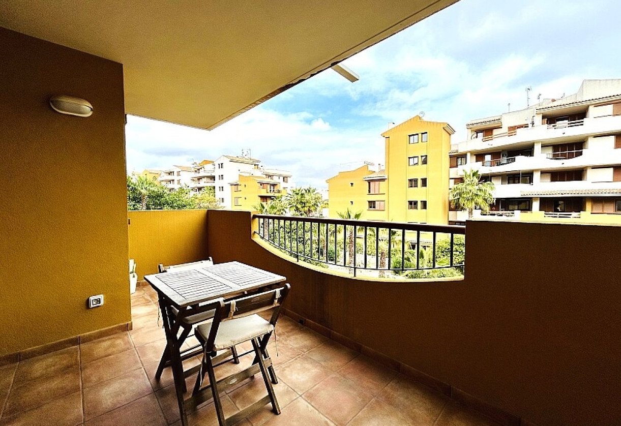 Rynek wtórny · Apartment · Torrevieja · Punta Prima