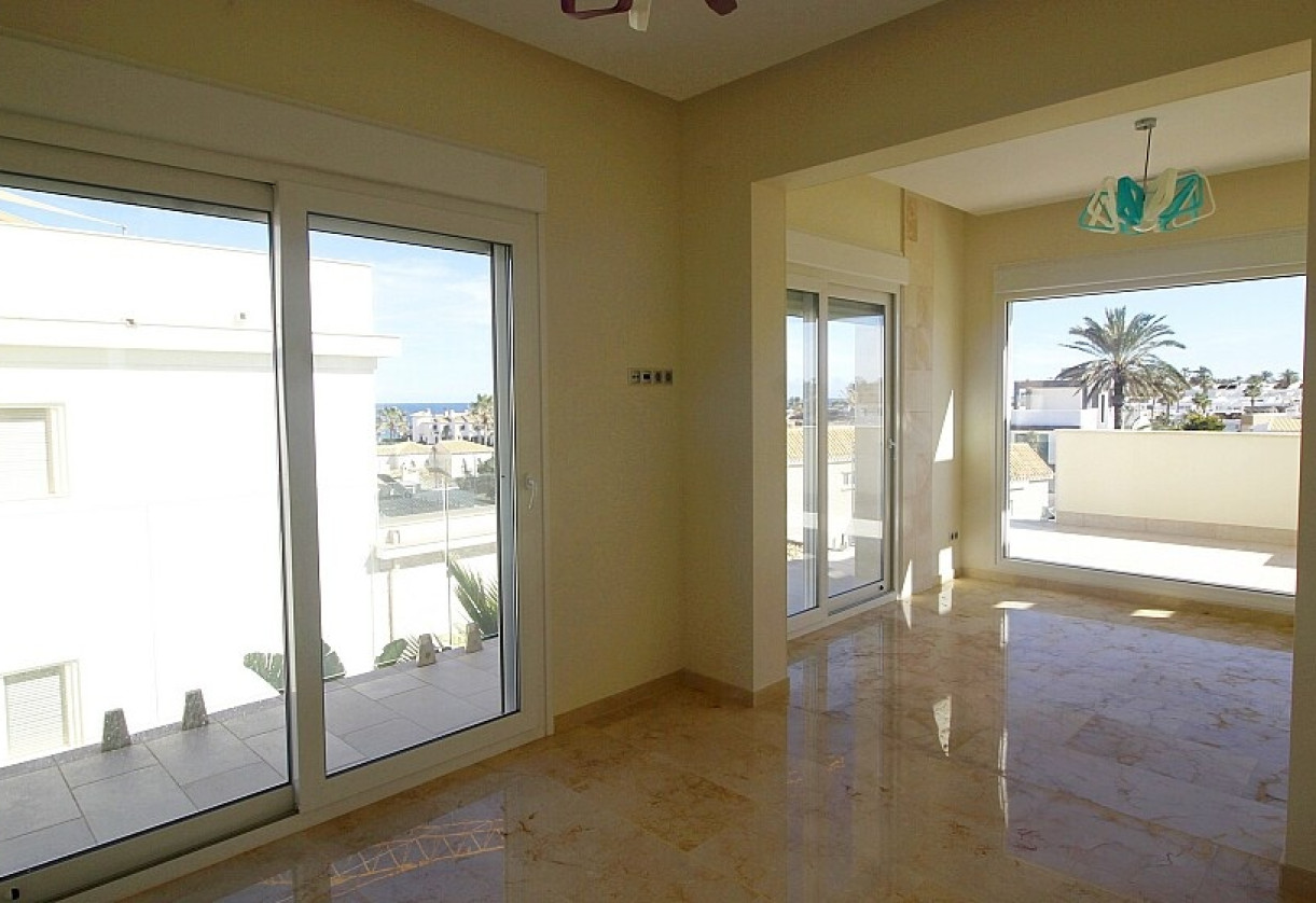 Sale · Villa · Orihuela Costa · La Zenia