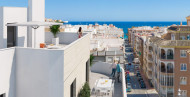 Rynek pierwotny · Apartment / flat · Torrevieja · Playa de los Locos