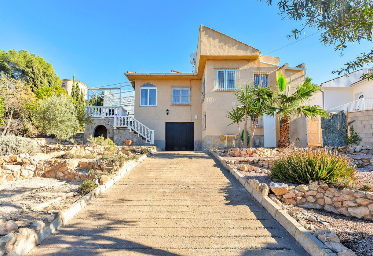 Rynek wtórny · Detached House / Villa · Torrevieja · Los balcones