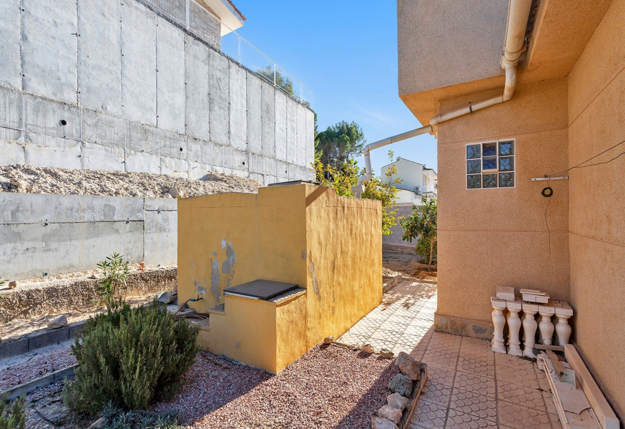 Rynek wtórny · Detached House / Villa · Torrevieja · Los balcones