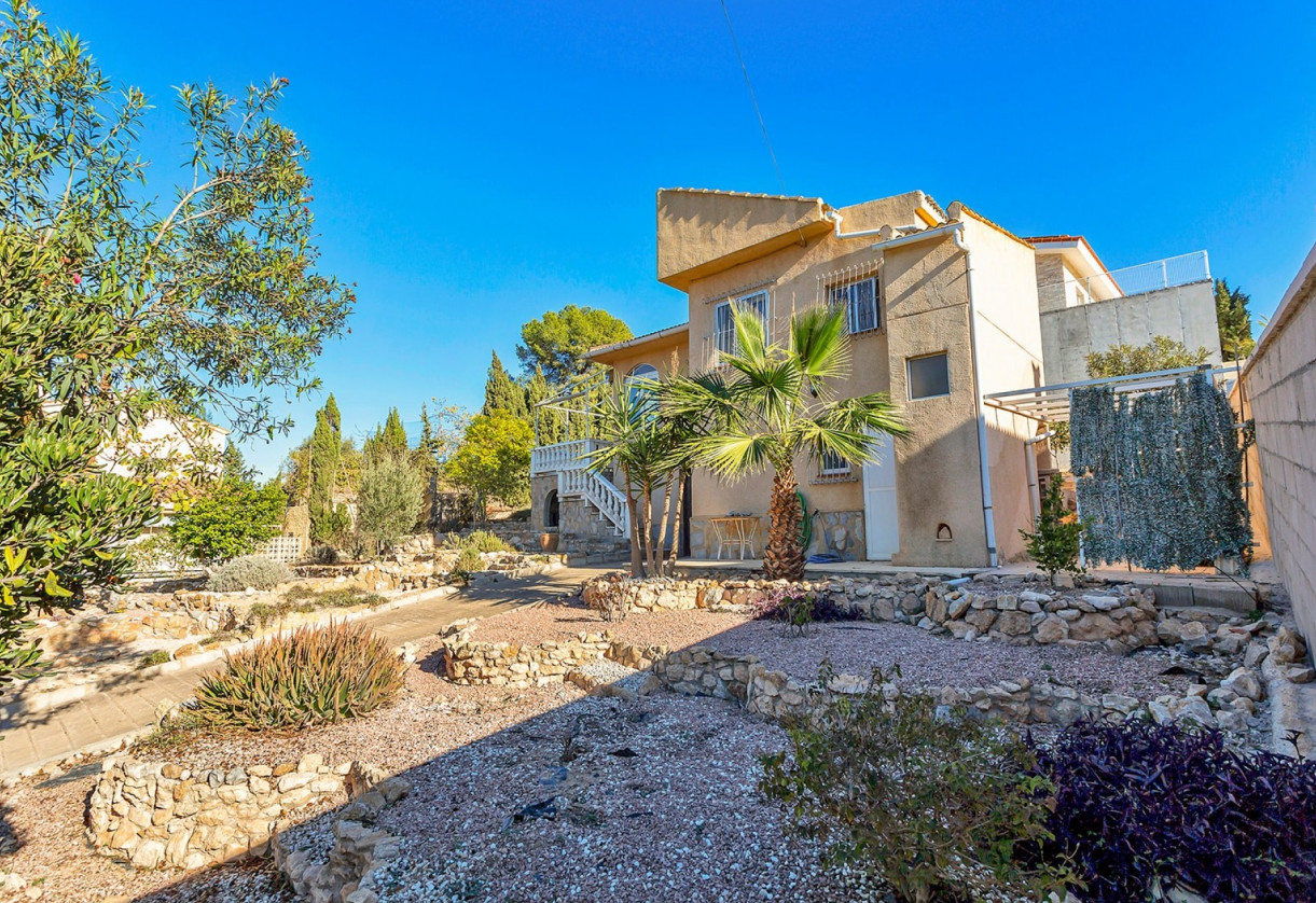 Rynek wtórny · Detached House / Villa · Torrevieja · Los balcones