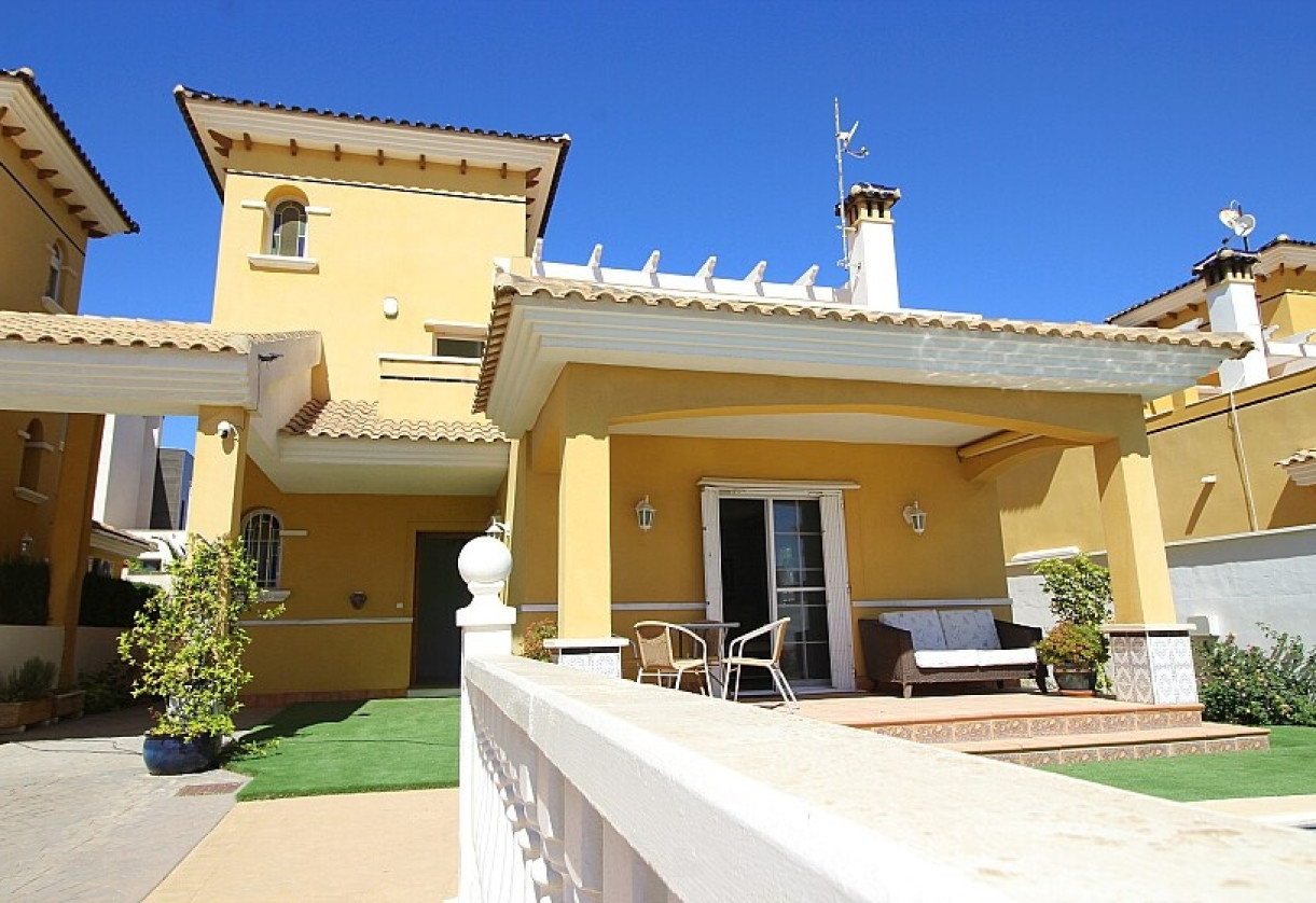 Sale · Villa · Orihuela Costa · La Zenia