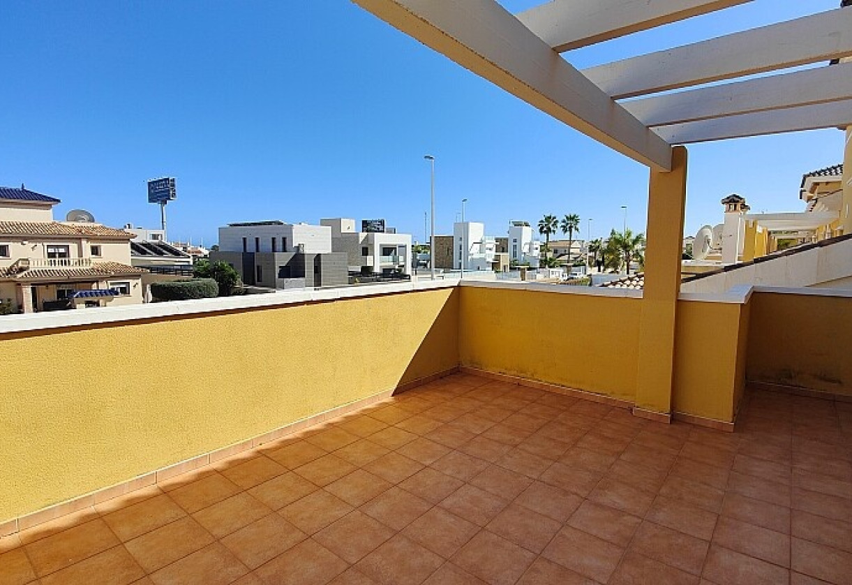 Resale · Villa · Orihuela Costa · La Zenia