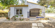 Resale · Villa · Orihuela Costa · Punta Prima