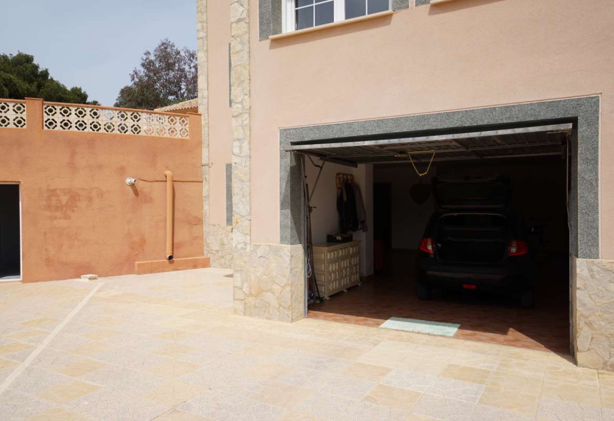 Sale · detached house · Calpe