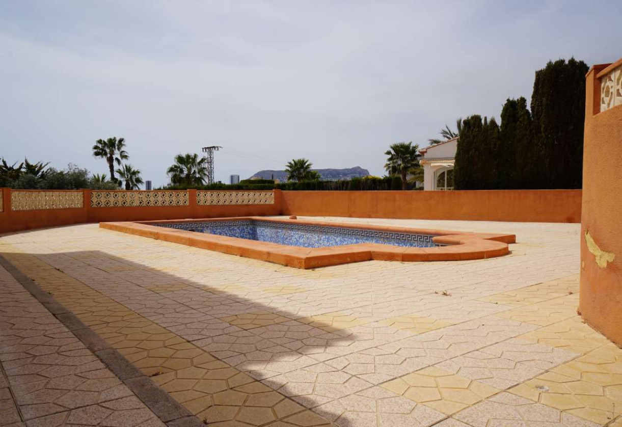 Sale · detached house · Calpe