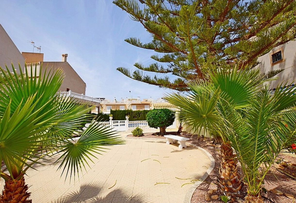 Reventa · Semidetached villa · Torrevieja · Calas - norte ciudad