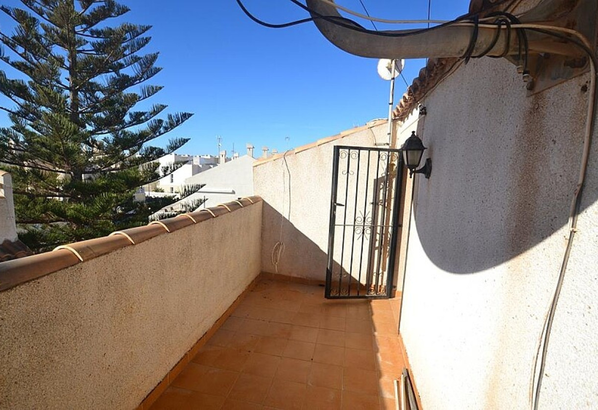 Reventa · Semidetached villa · Torrevieja · Calas - norte ciudad