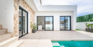 Nueva construcción  · Villas · ROLDAN
