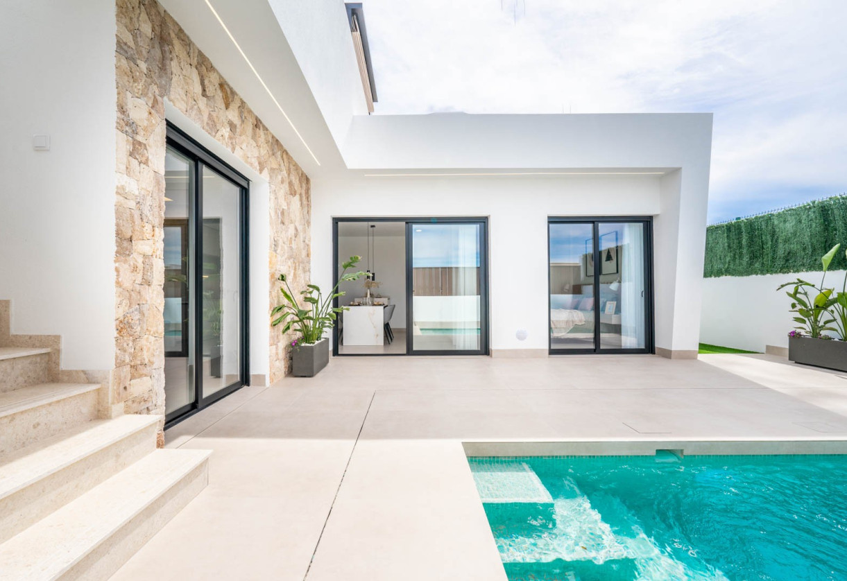 Nueva construcción  · Villas · ROLDAN