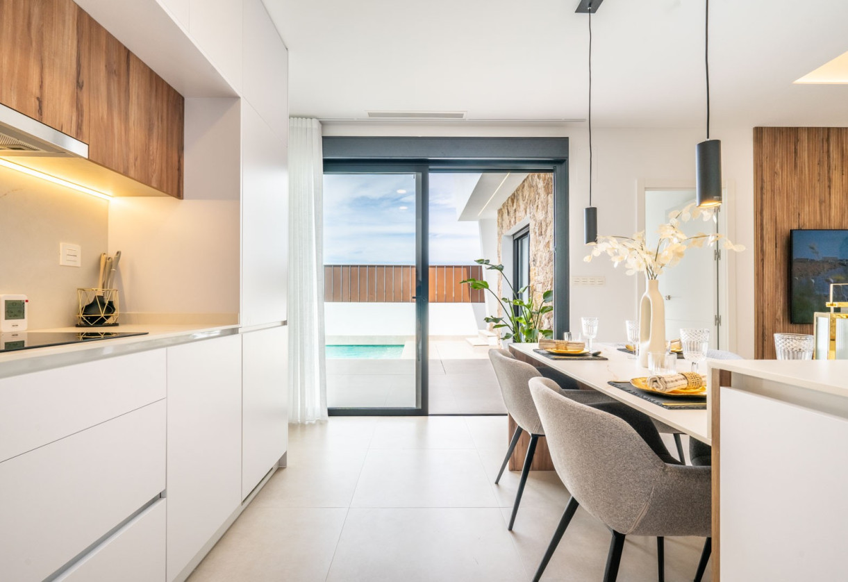 Nueva construcción  · Villas · ROLDAN