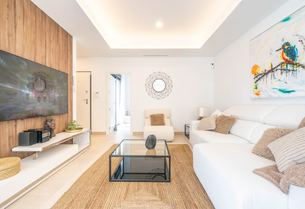 Nueva construcción  · Villas · ROLDAN