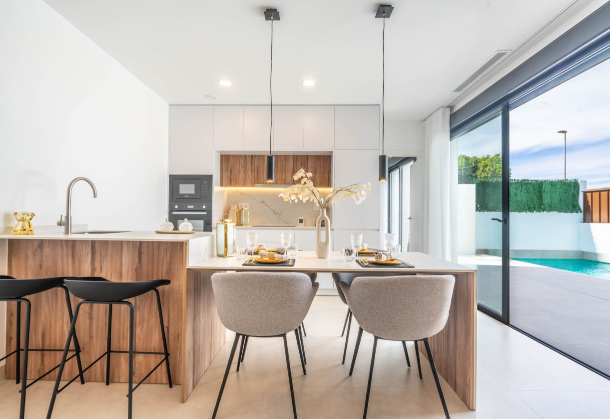 Nueva construcción  · Villas · ROLDAN