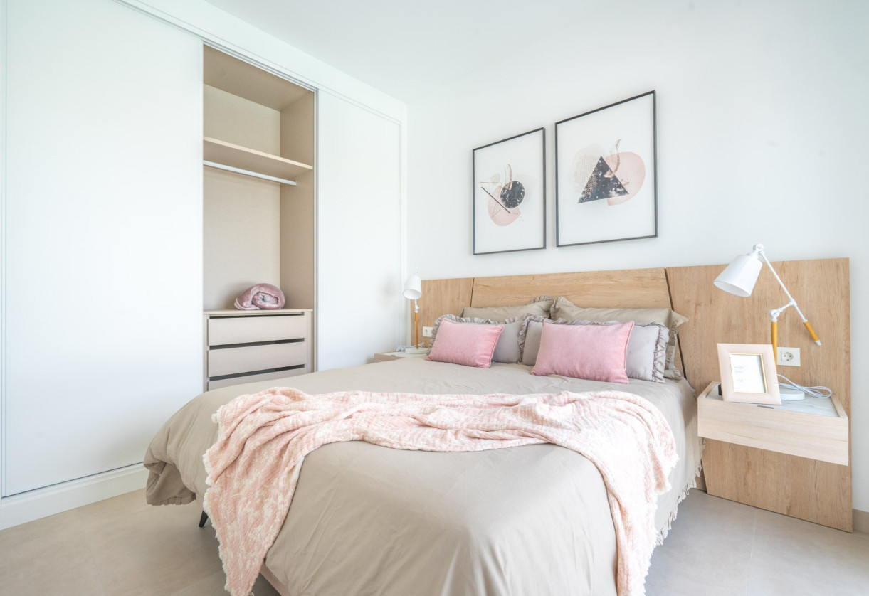 Nueva construcción  · Villas · ROLDAN
