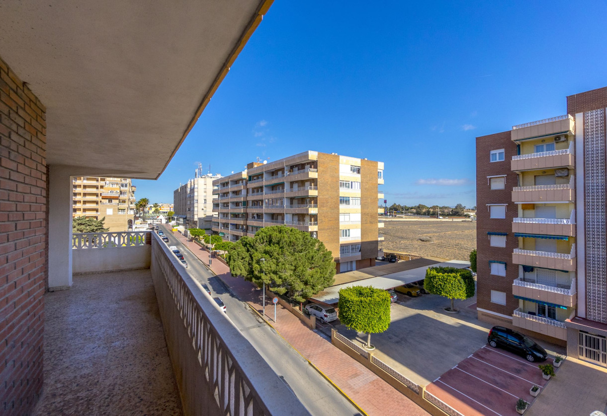 Rynek wtórny · Apartment · Punta Prima