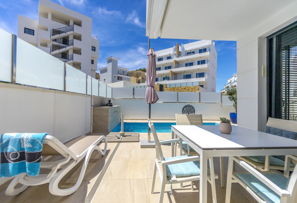 Sale · Villa · Orihuela Costa · Urbanización Blue Lagoon y T-2 Filipinas Oeste