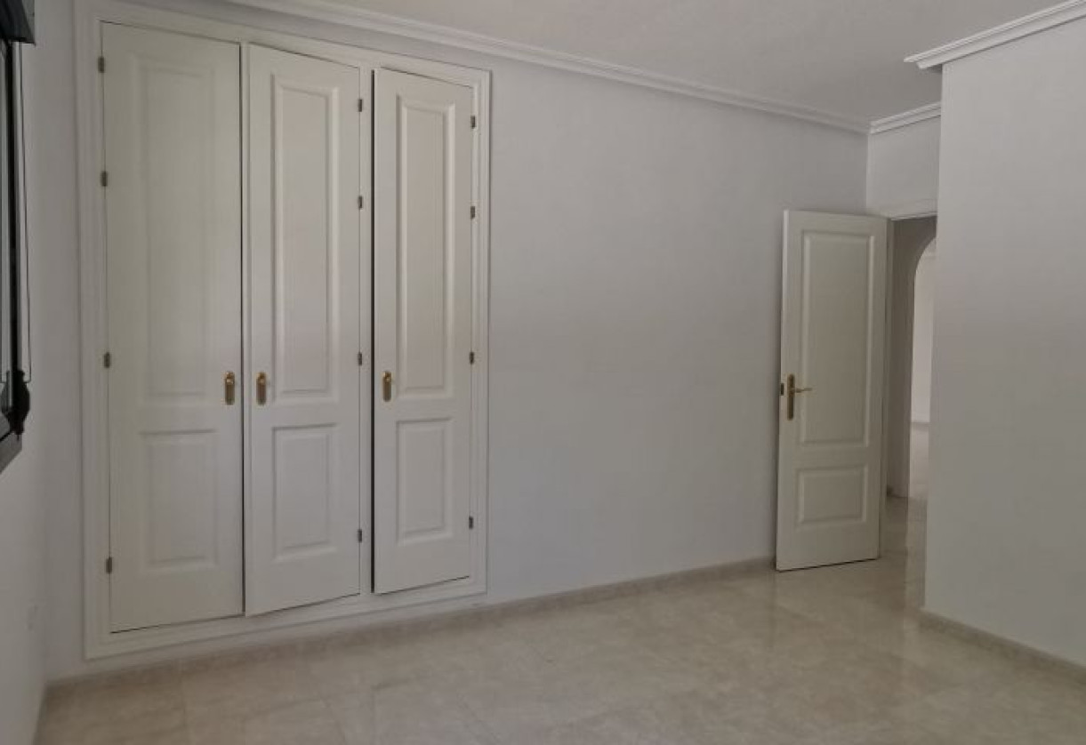 Rynek wtórny · Apartment · Orihuela Costa