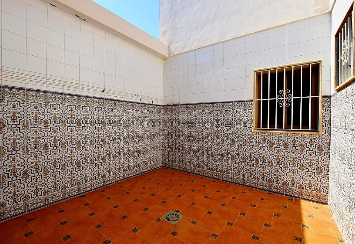 Resale · Semidetached villa · San Miguel de Salinas