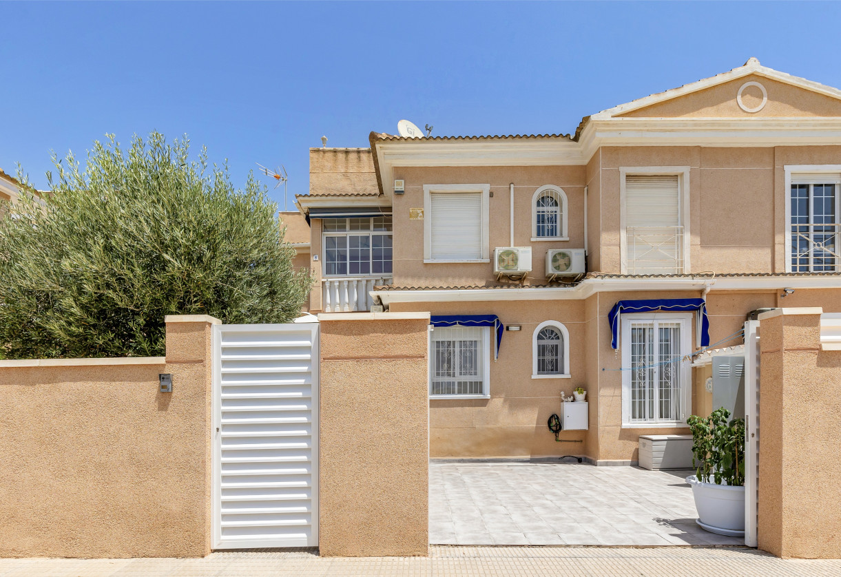 Reventa · Apartment · Orihuela Costa · La Zenia