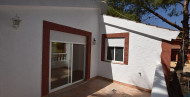 Resale · Country house · Orihuela