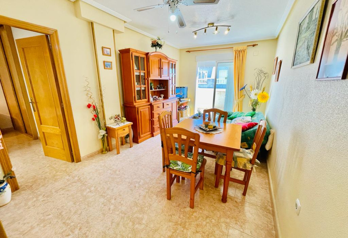 Rynek wtórny · APARTAMENTO · Torrevieja · Playa del Cura