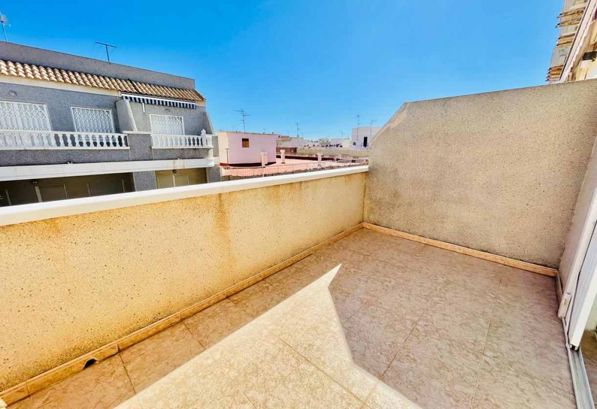 Rynek wtórny · APARTAMENTO · Torrevieja · Playa del Cura