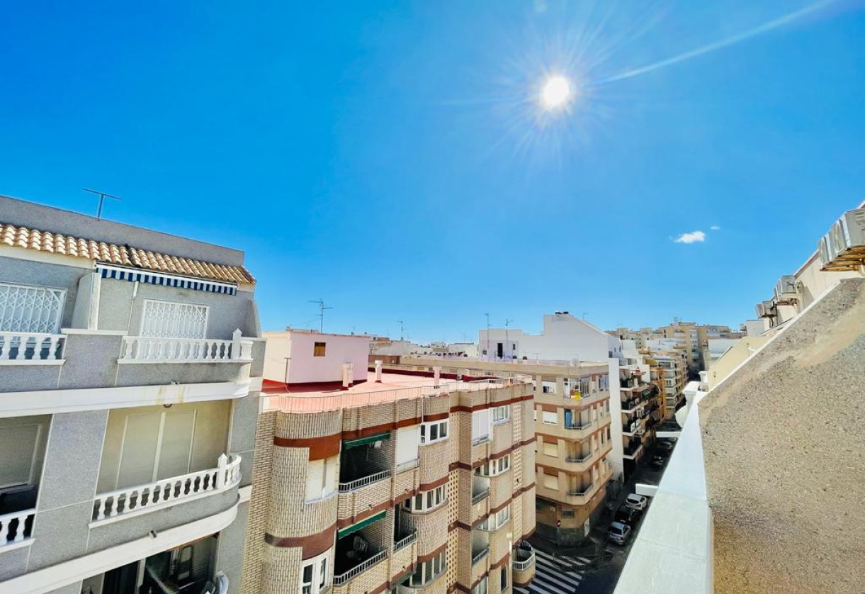 Rynek wtórny · APARTAMENTO · Torrevieja · Playa del Cura