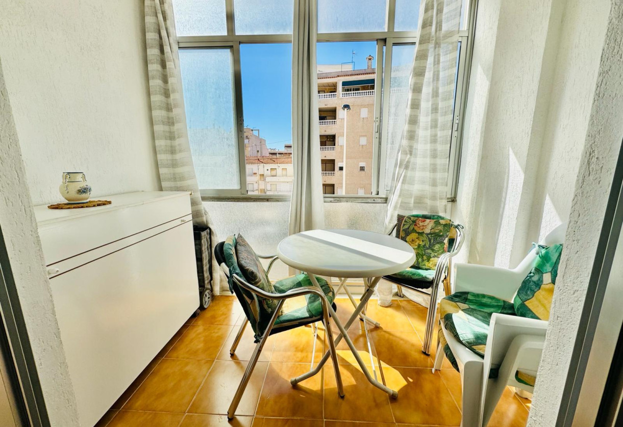 Rynek wtórny · APARTAMENTO · Torrevieja · La mata