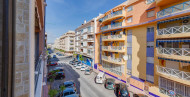 Rynek wtórny · APARTAMENTO · Torrevieja · Villa Madrid