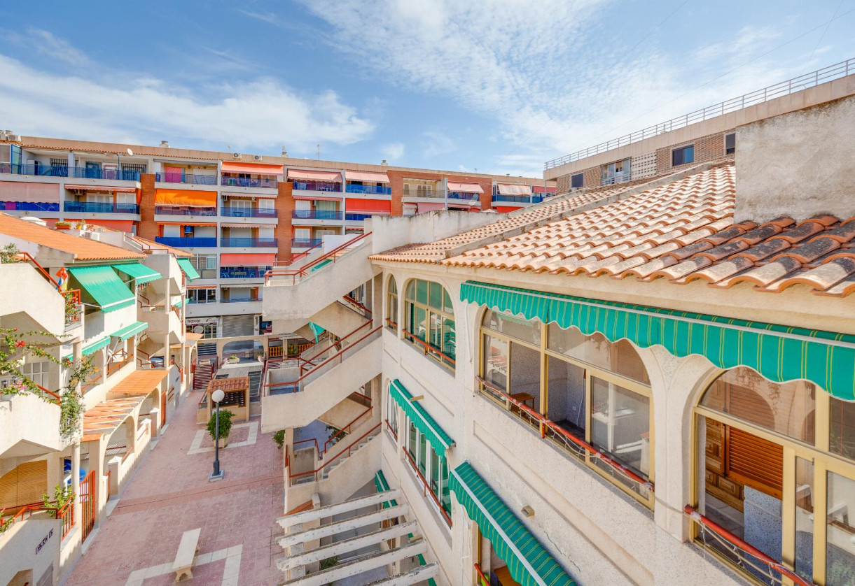 Sale · APARTAMENTO · Torrevieja · Playa del Acequión