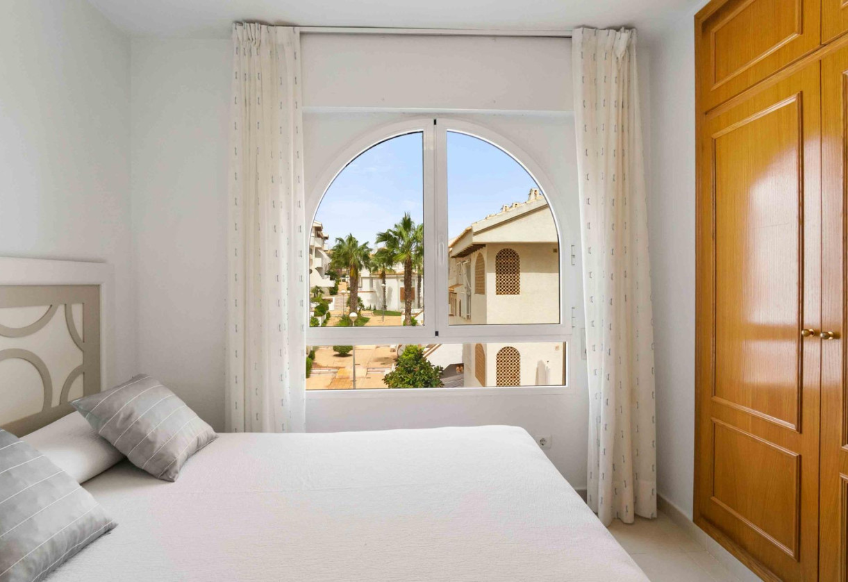 Resale · Apartment · Orihuela Costa · Campoamor