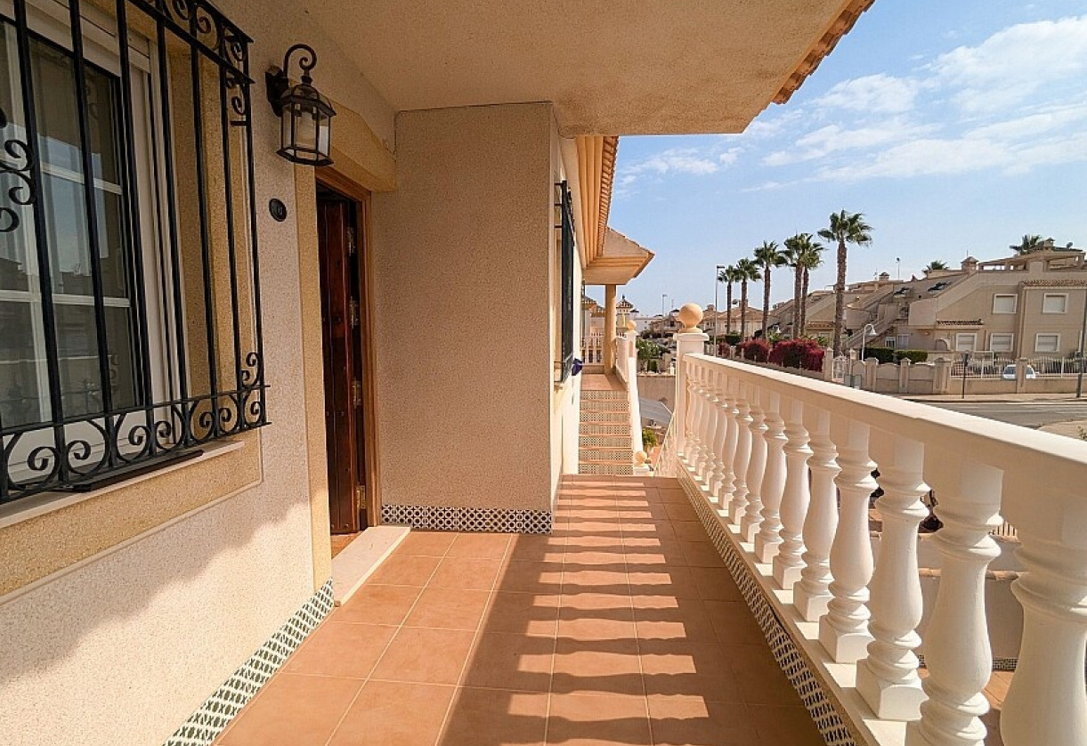 Reventa · Top floor apartment · Orihuela Costa · villamartin