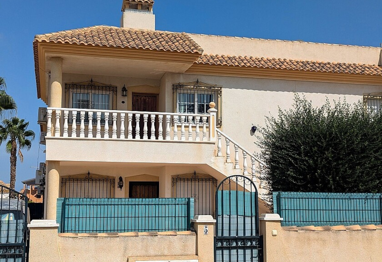 Sale · Top floor apartment · Orihuela Costa · villamartin