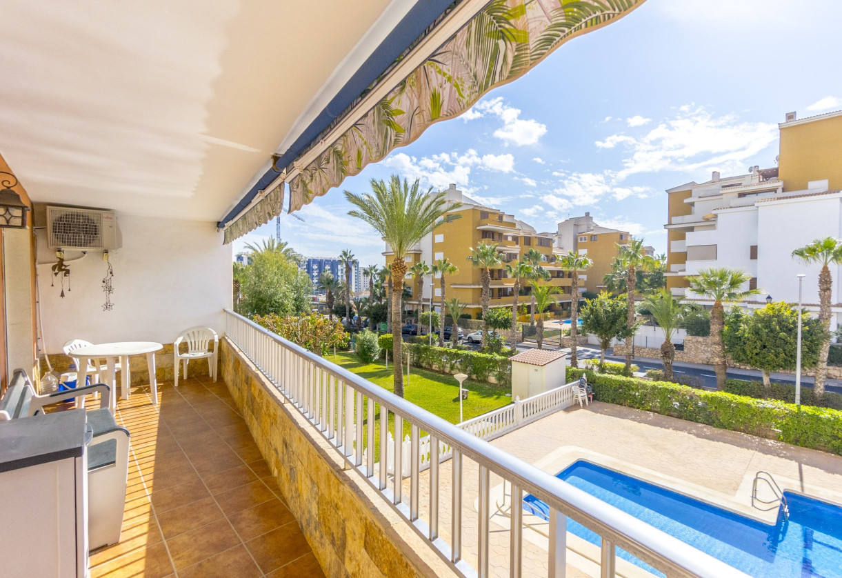 Reventa · Apartment · Punta Prima · El Acequión