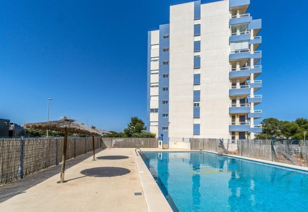 Reventa · Apartment · Orihuela Costa · Altos de Campoamor