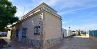 Sale · Country house · Rojales