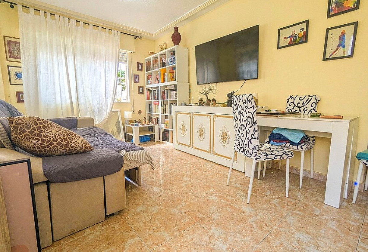 Reventa · Semidetached villa · Orihuela Costa · Los Altos