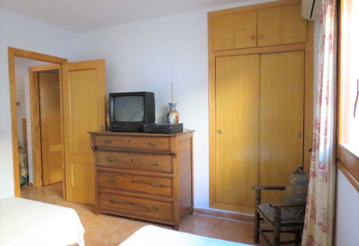 Resale · Townhouse · Los Alcazares