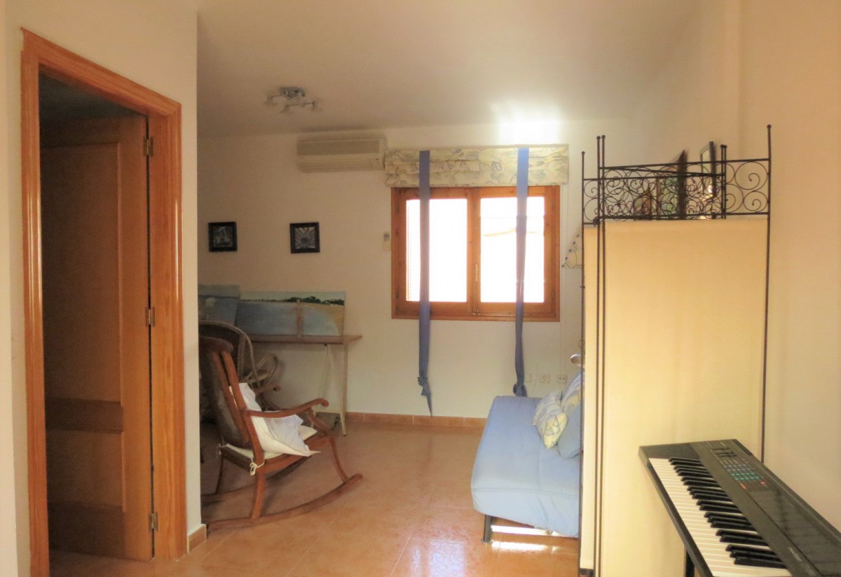 Resale · Townhouse · Los Alcazares