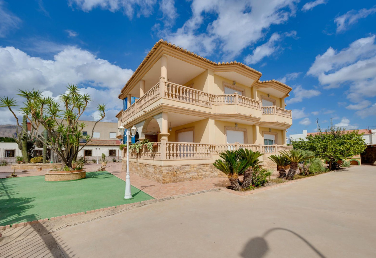 Resale · detached house · Orihuela · Hurchillo