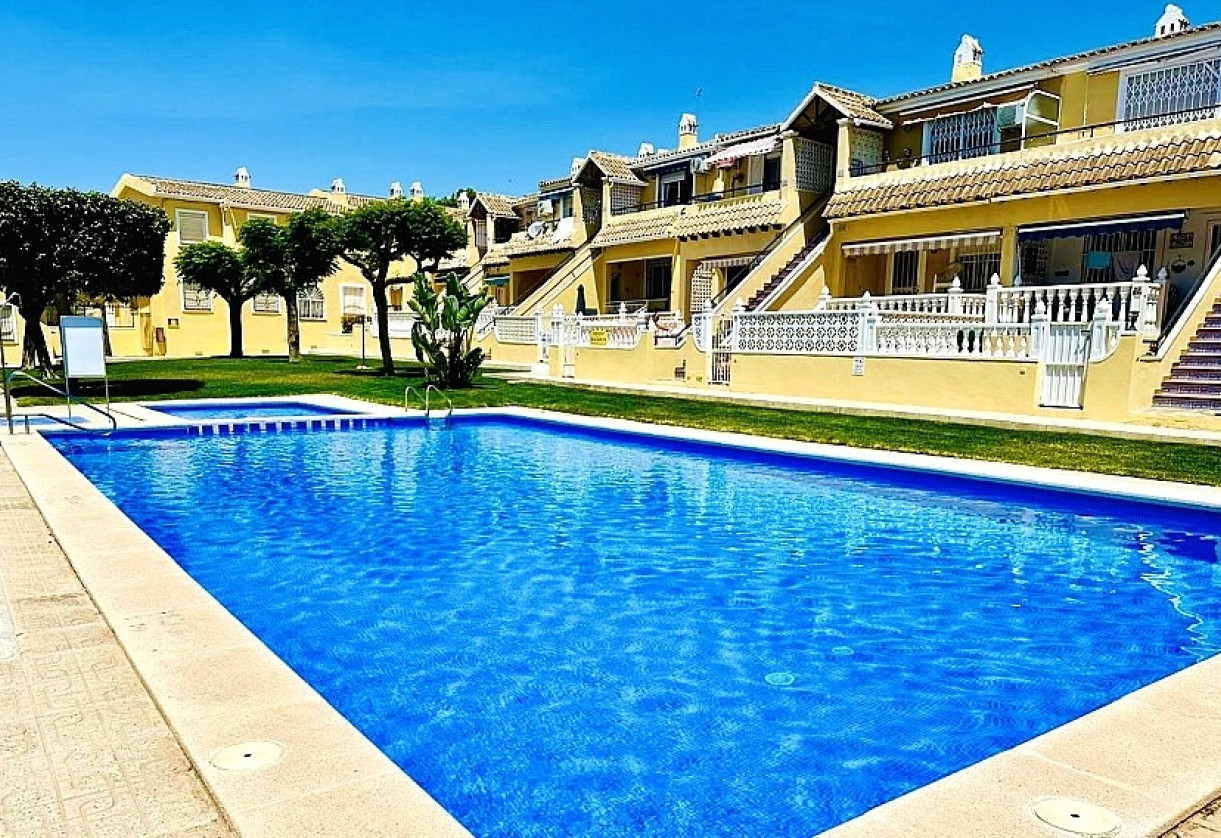 Resale · Apartment · Orihuela Costa · villamartin