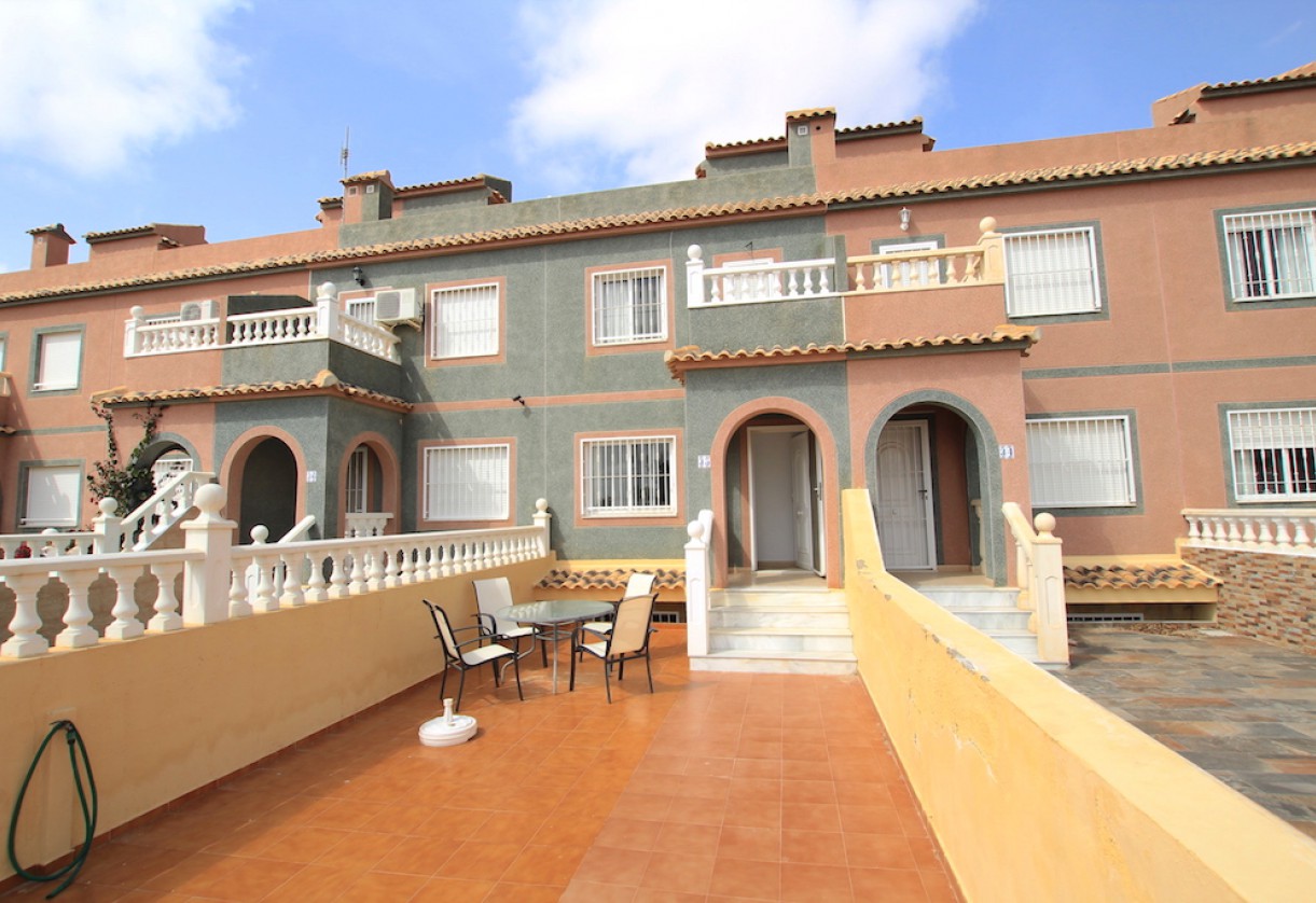 Sale · Townhouse · Balsicas