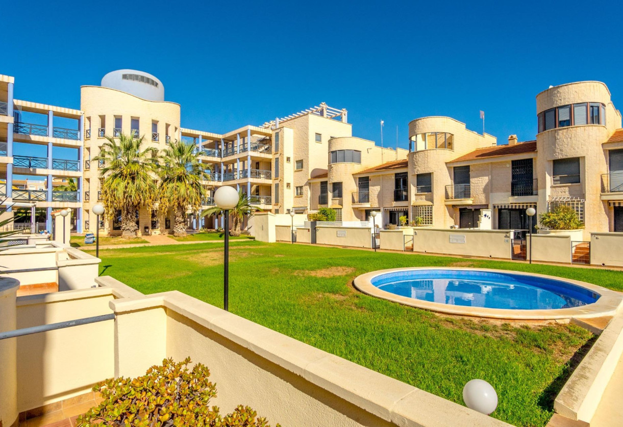 Resale · terraced house · Orihuela Costa · Cabo Roig