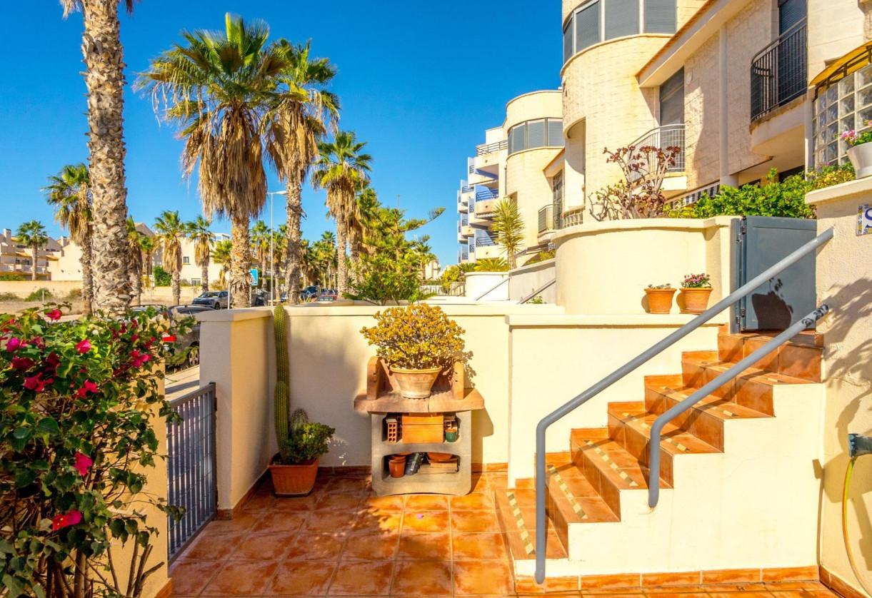 Resale · terraced house · Orihuela Costa · Cabo Roig