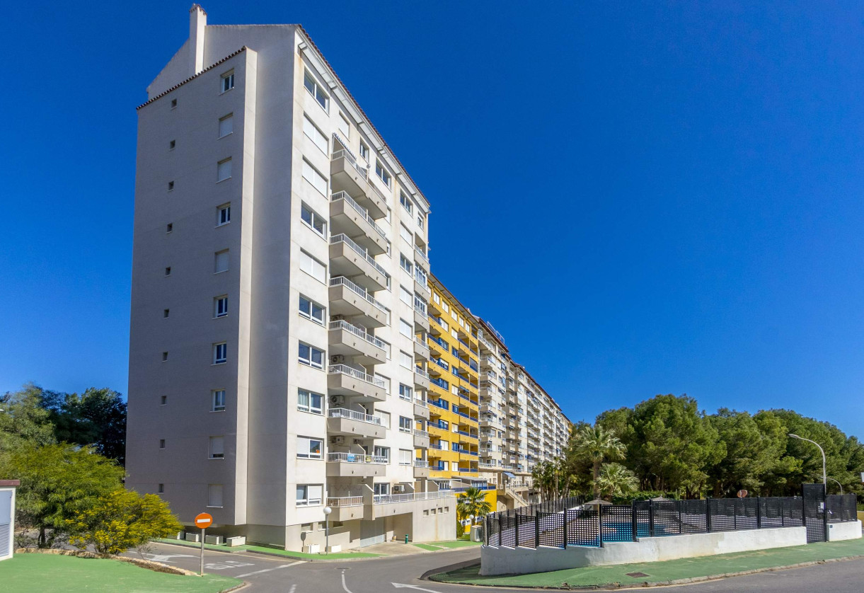 Resale · Apartment · Orihuela Costa · Campoamor